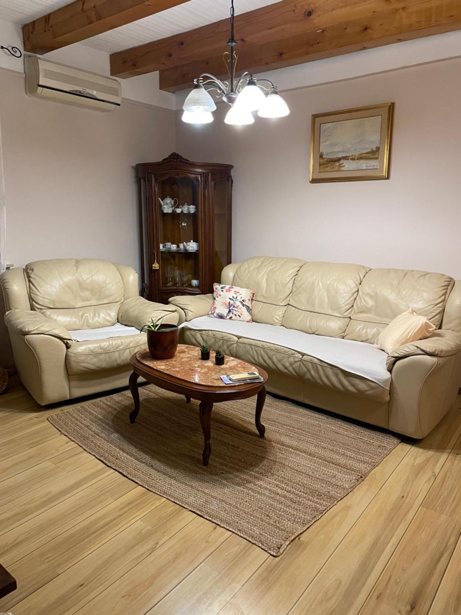 Villa Noa Jacuzzi & Sauna Izola Bagian luar foto