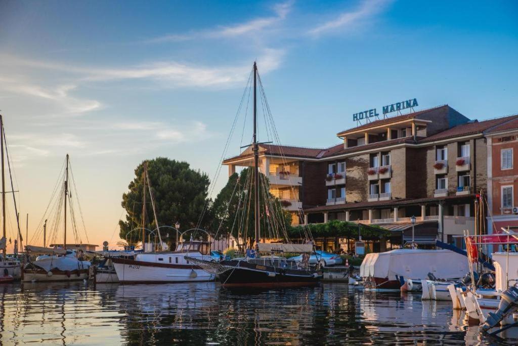 Villa Noa Jacuzzi & Sauna Izola Bagian luar foto