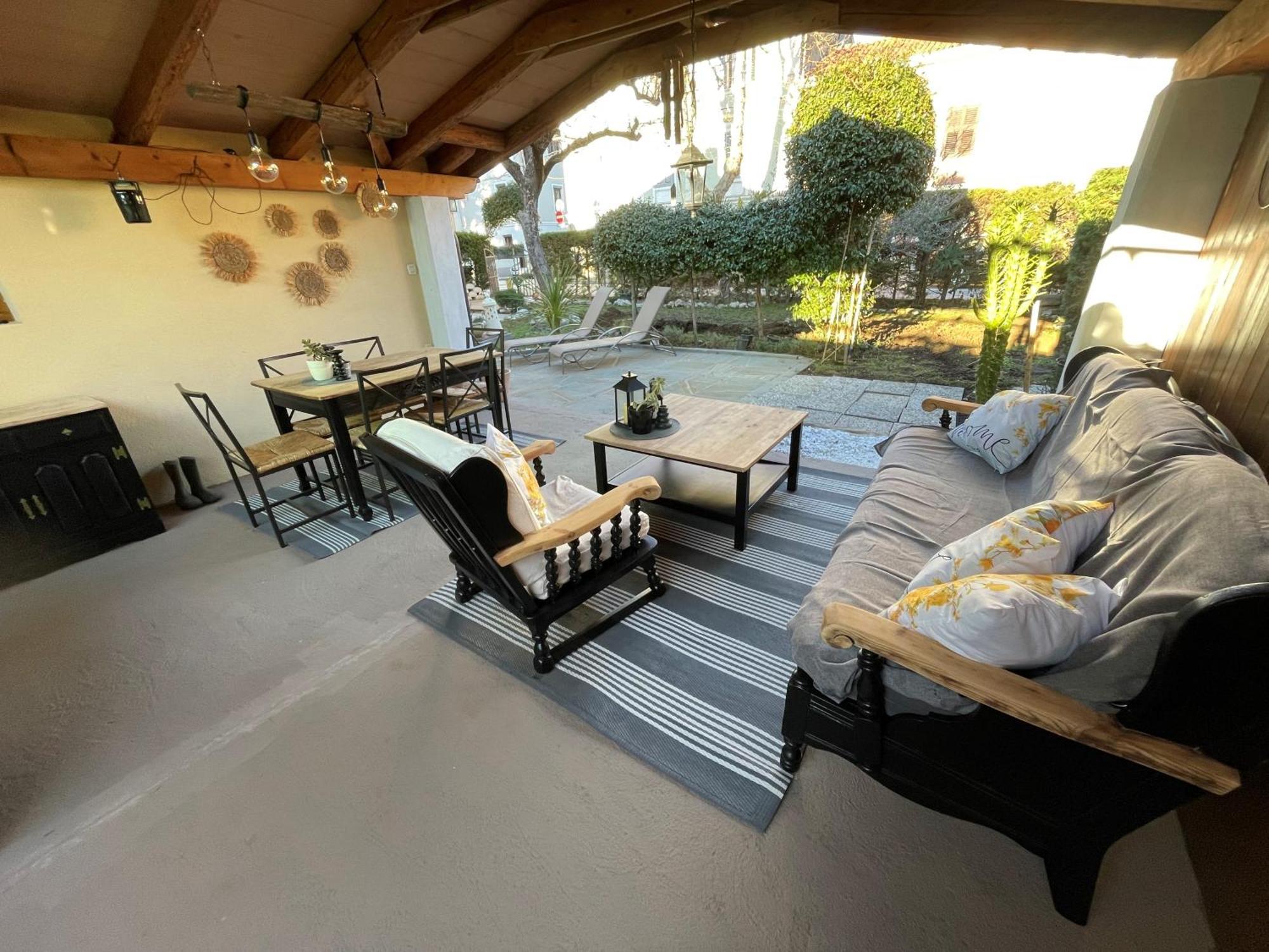 Villa Noa Jacuzzi & Sauna Izola Bagian luar foto